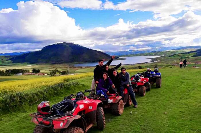 Tour en Cuatrimotos a la Montaña de los 7 Colores.